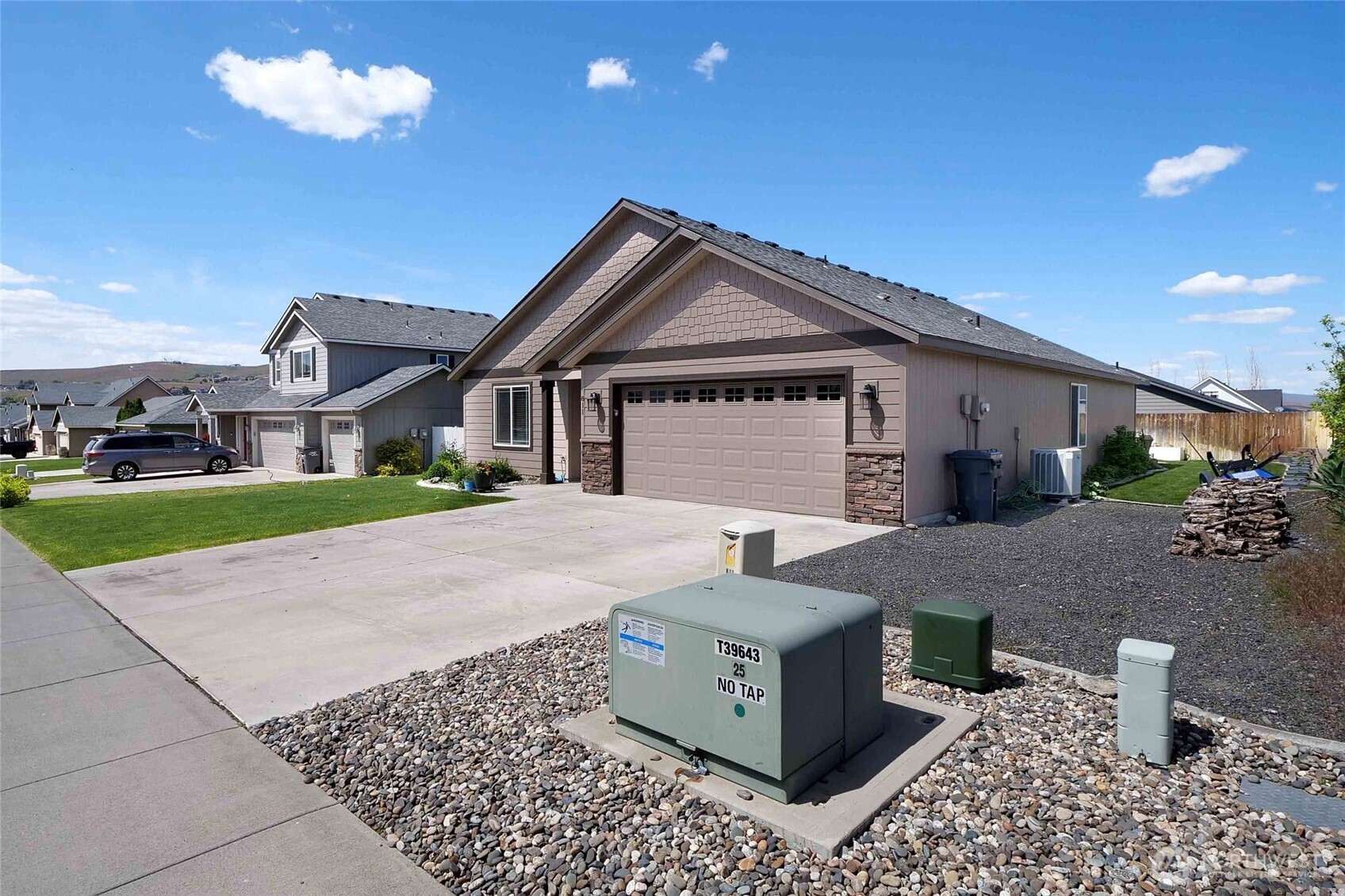 811 7th Avenue NE, Ephrata, WA 98823