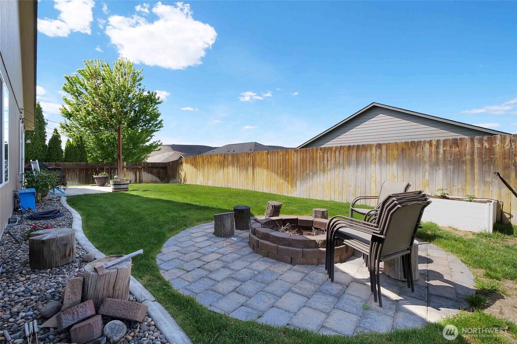 811 7th Avenue NE, Ephrata, WA 98823