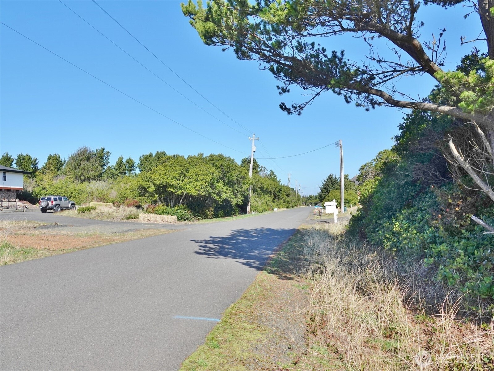 470 Sand Dune Avenue SW, Ocean Shores, WA 98569