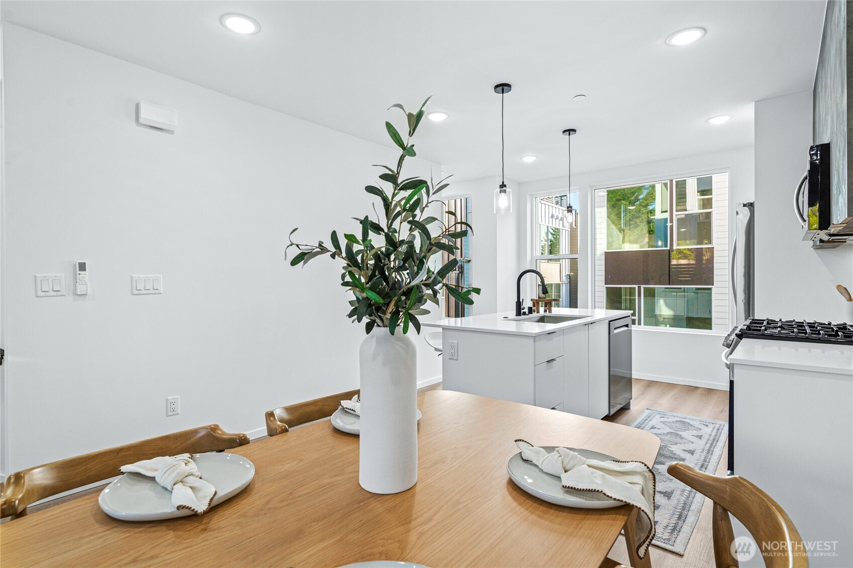 3500 NE 125th Street #D, Seattle, WA 98125