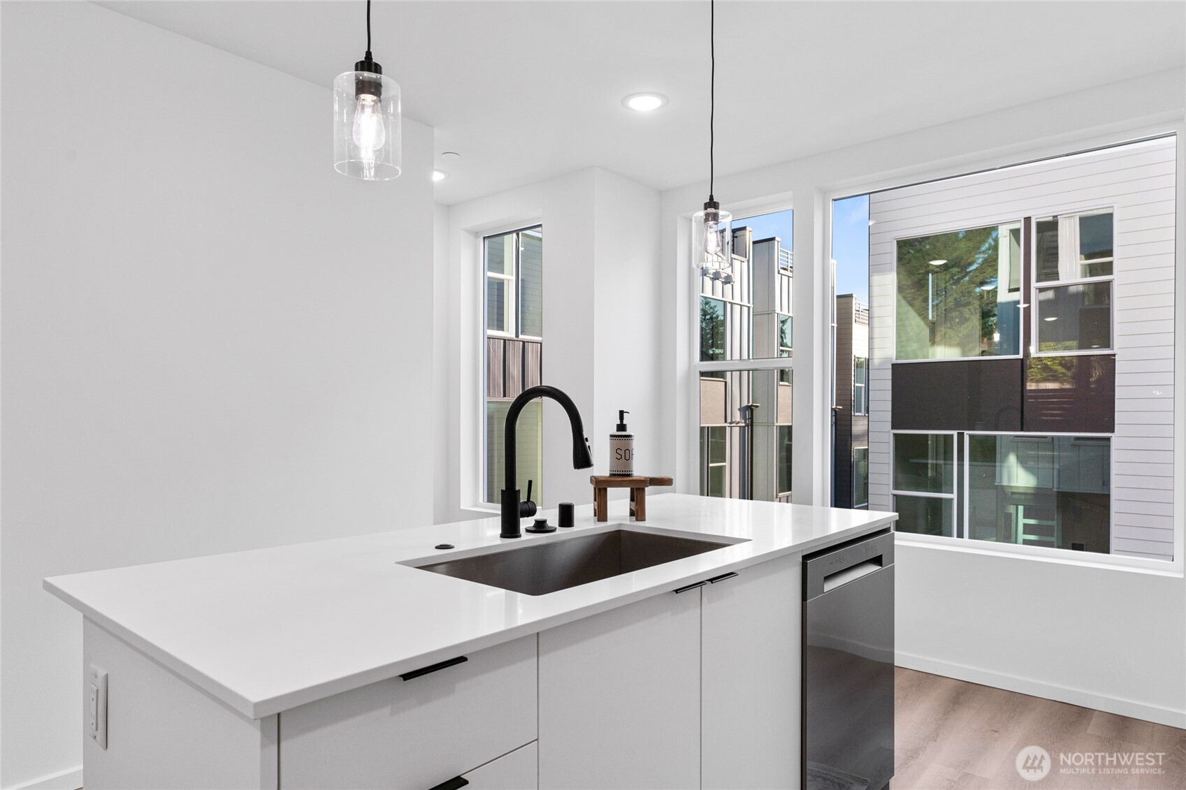 3500 NE 125th Street #D, Seattle, WA 98125