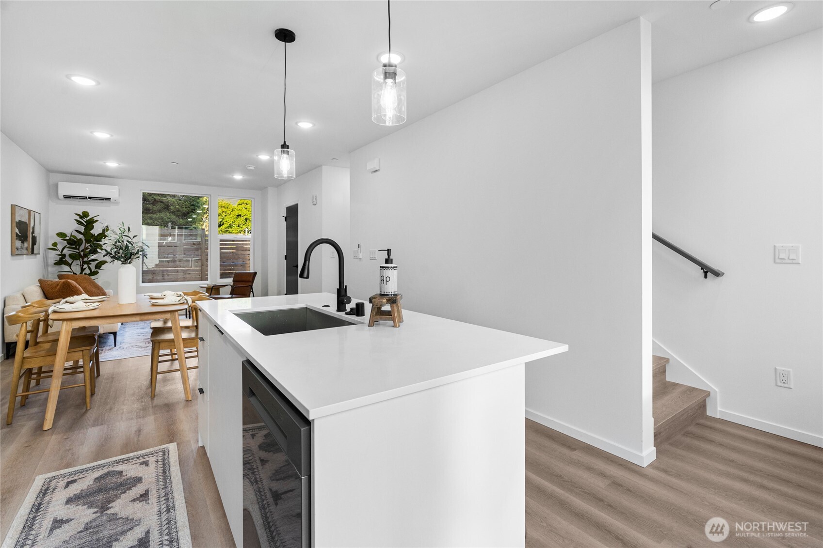 3500 NE 125th Street #D, Seattle, WA 98125