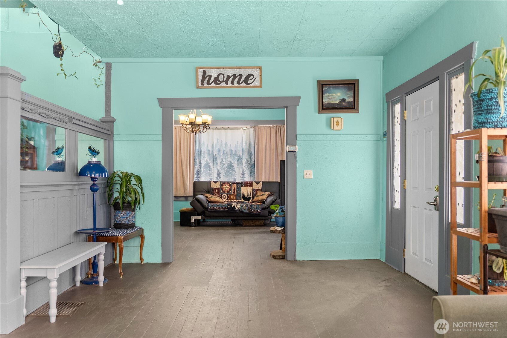 633 N 3rd Avenue , Okanogan, WA 98840