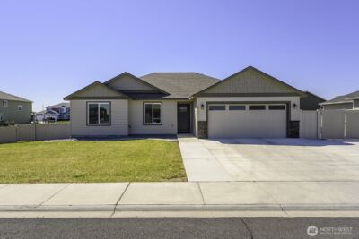 1012 8th Avenue NE, Ephrata, WA 98823 - Photo 1