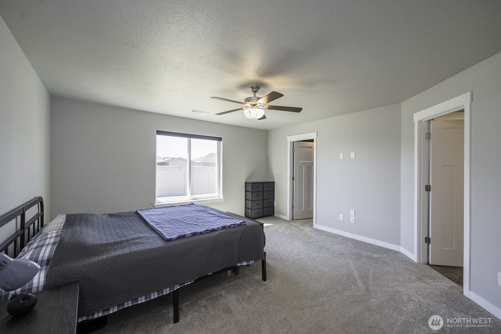 1012 8th Avenue NE, Ephrata, WA 98823