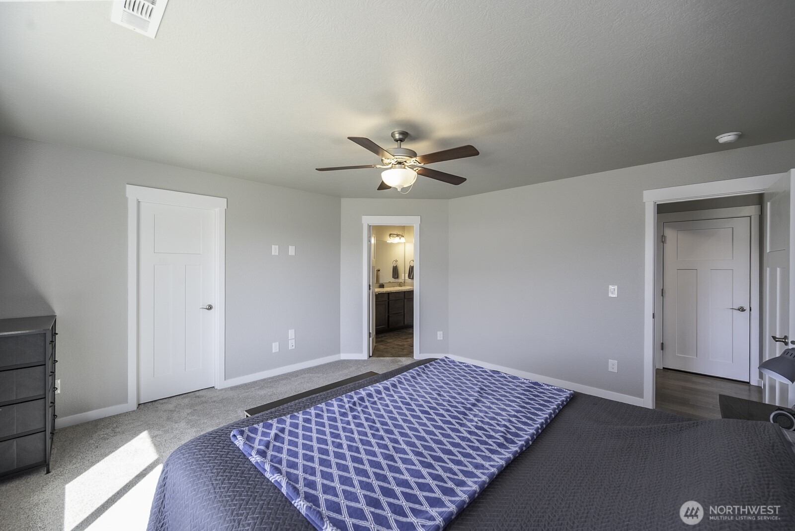 1012 8th Avenue NE, Ephrata, WA 98823