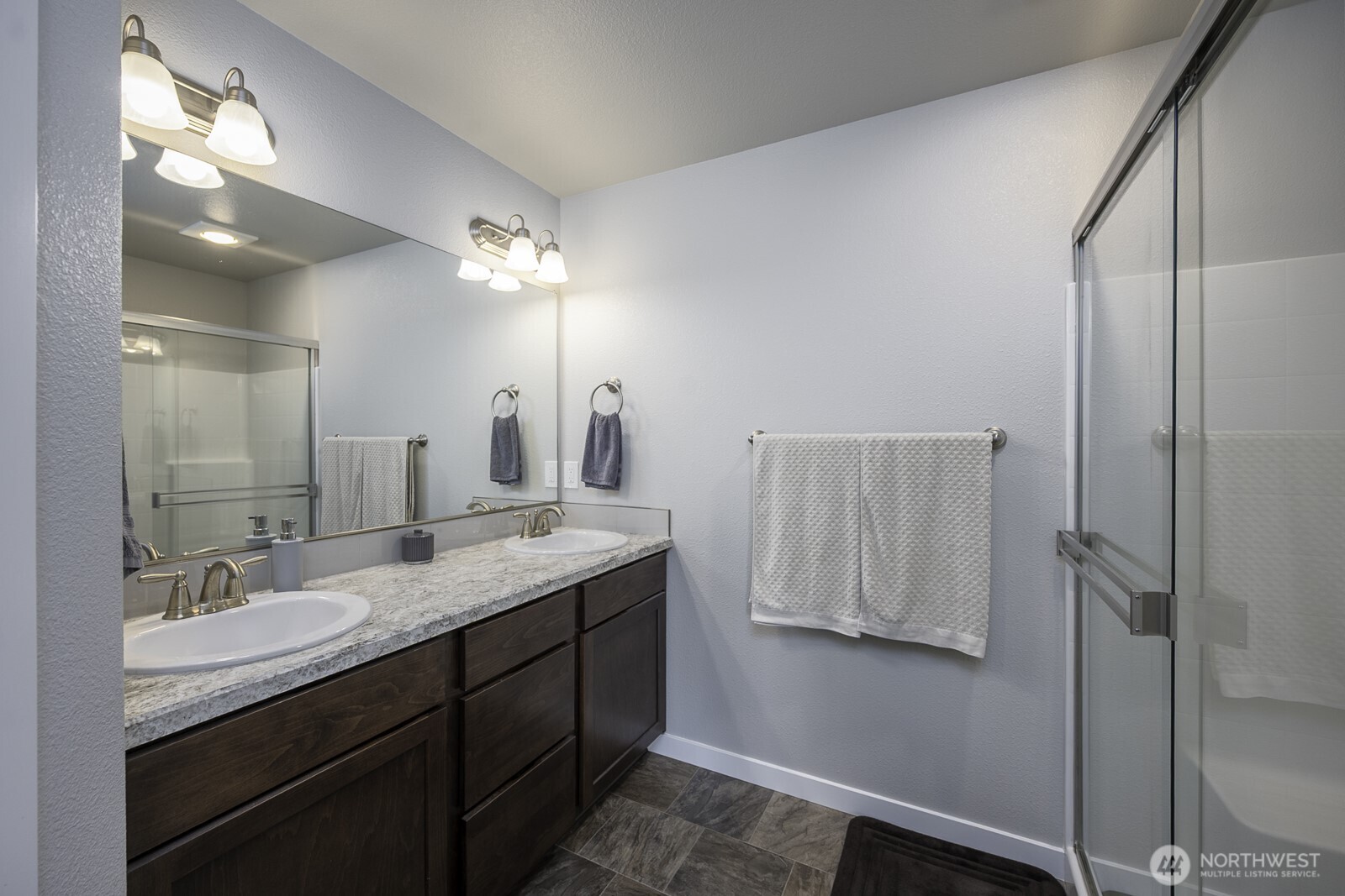1012 8th Avenue NE, Ephrata, WA 98823