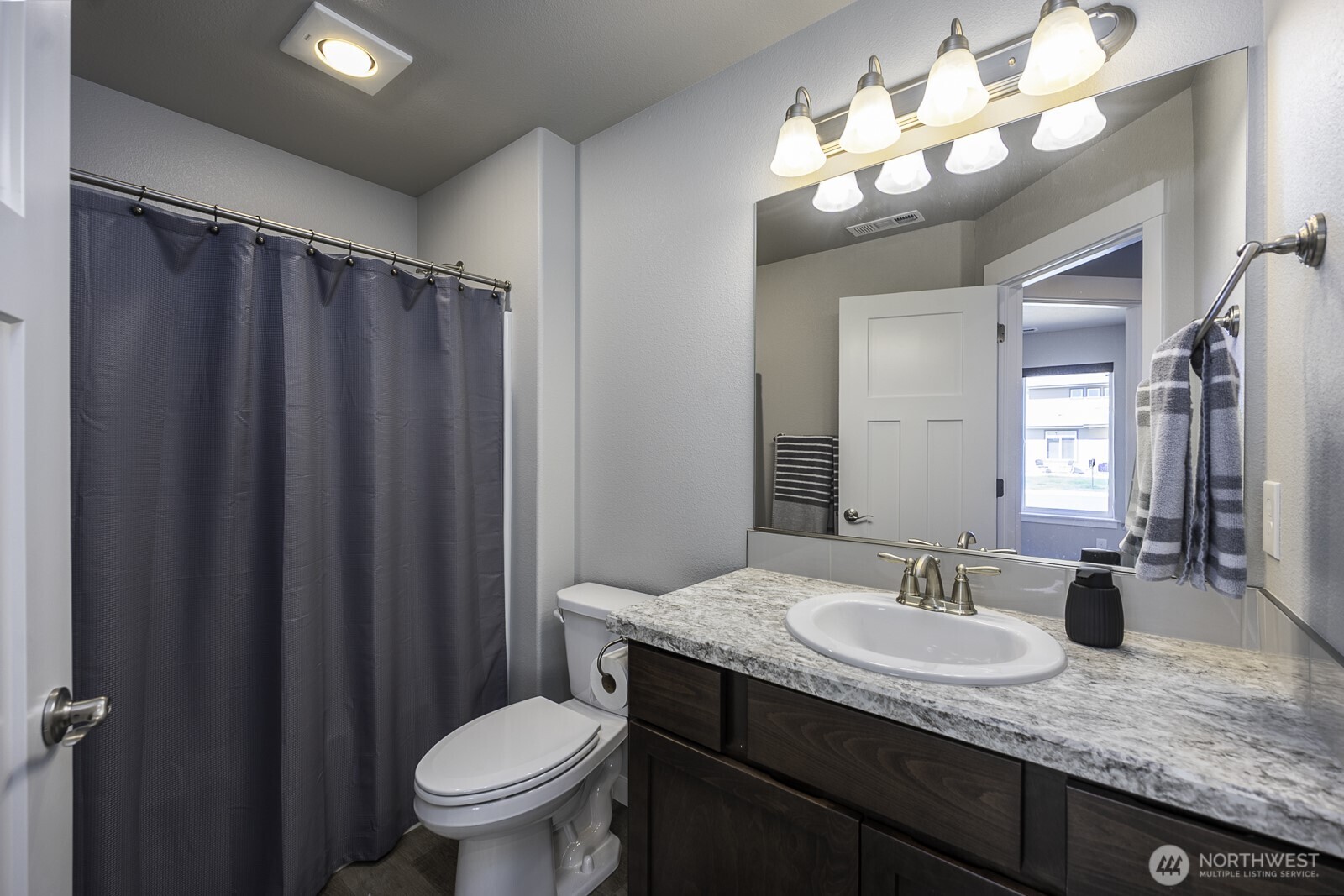 1012 8th Avenue NE, Ephrata, WA 98823