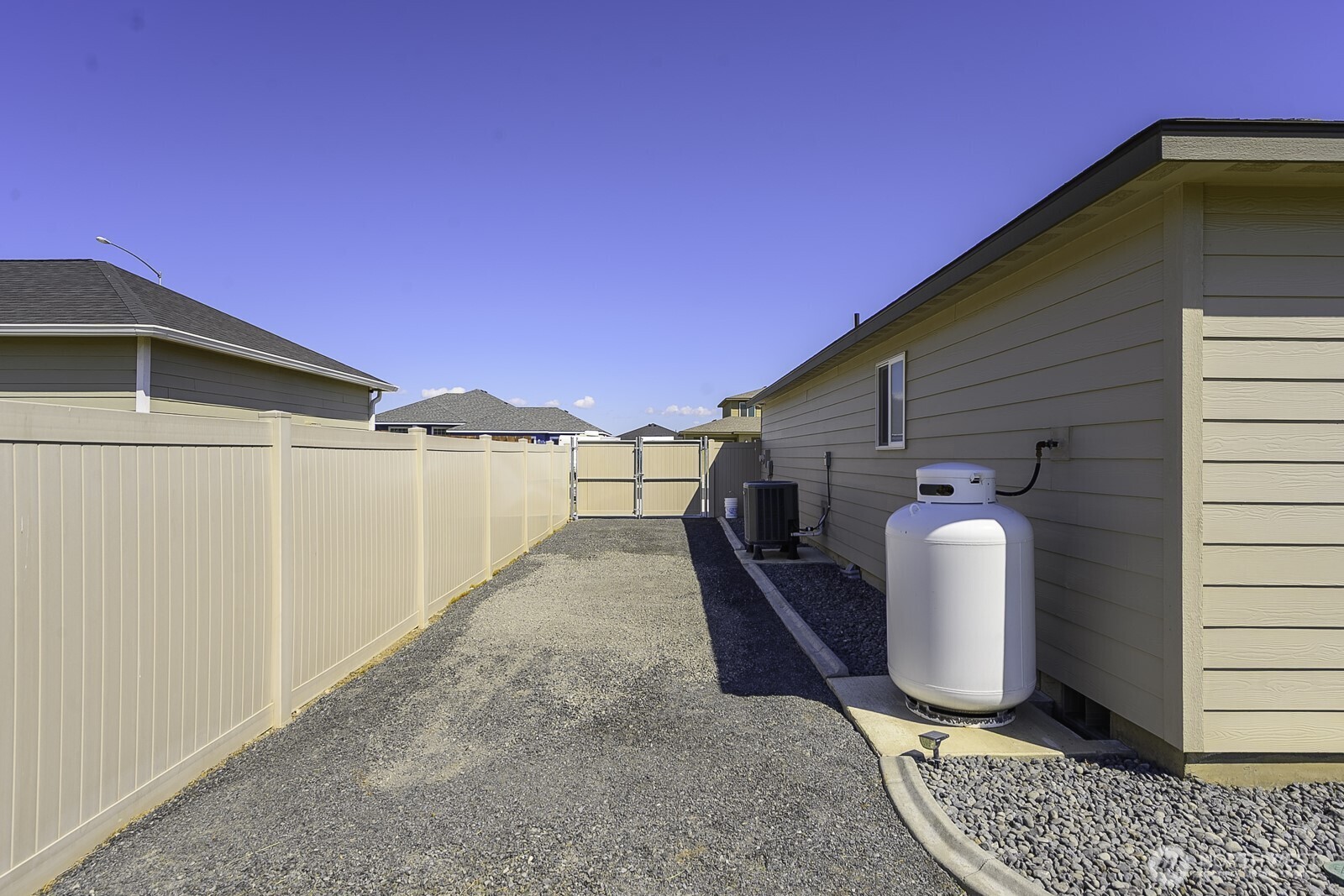 1012 8th Avenue NE, Ephrata, WA 98823