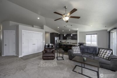 1012 8th Avenue NE, Ephrata, WA 98823 - Photo 9