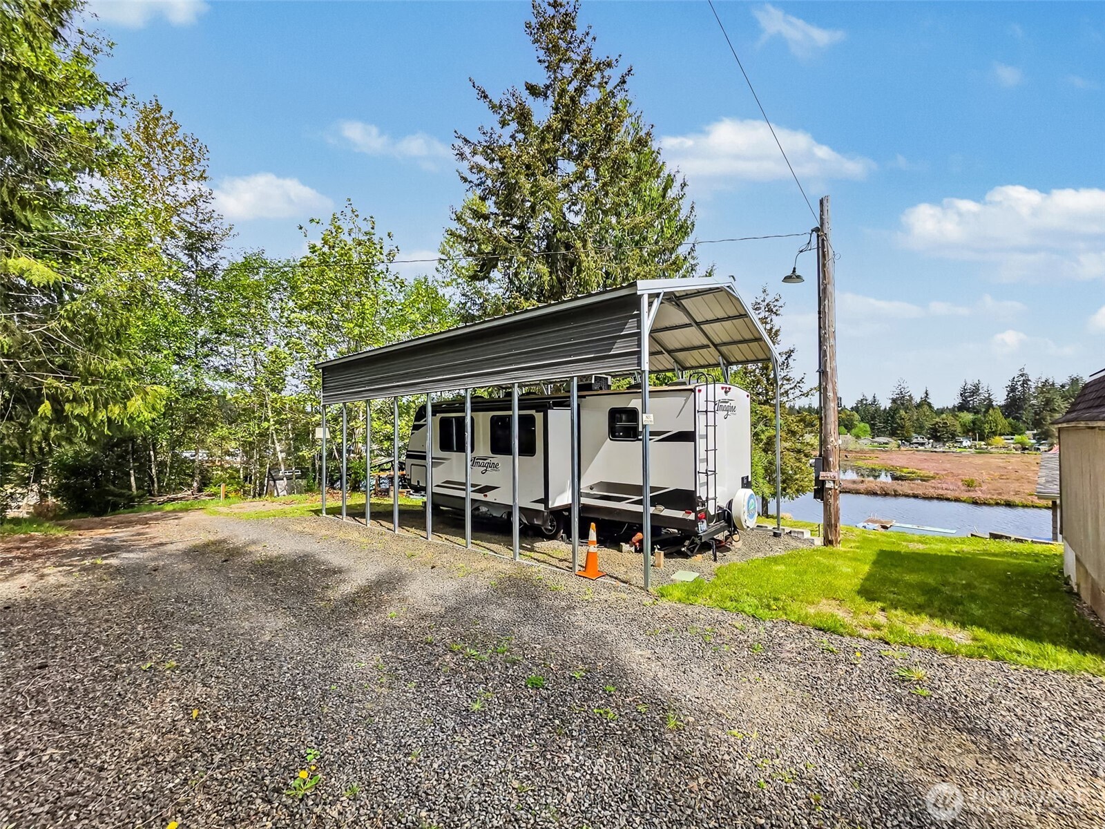 1670 W Star Lake Drive , Elma, WA 98541