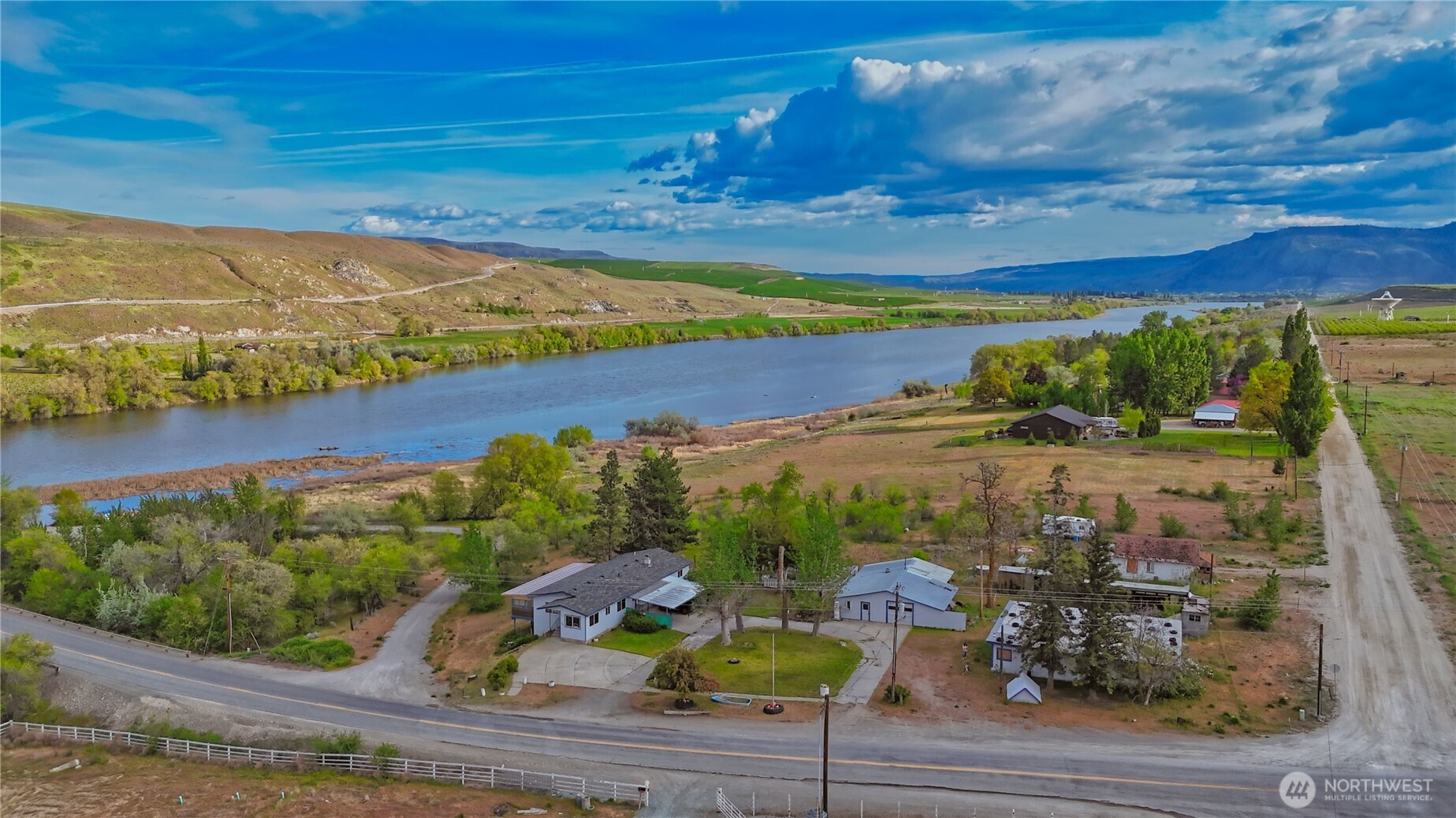 284 Monse Bridge Road , Brewster, WA 98812