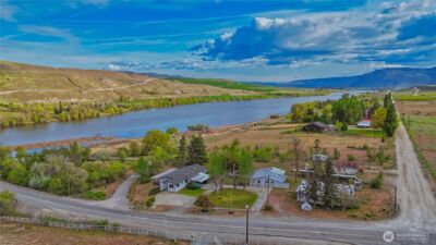 284 Monse Bridge Road , Brewster, WA 98812