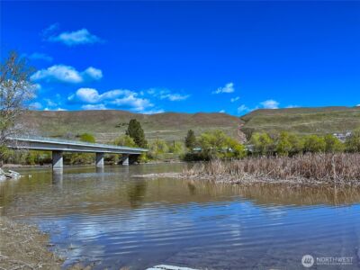 284 Monse Bridge Road , Brewster, WA 98812 - Photo 2