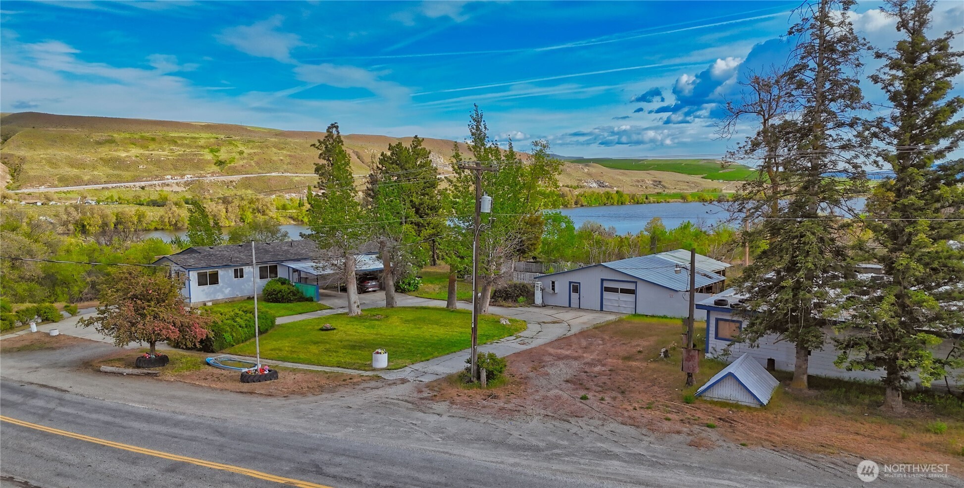 284 Monse Bridge Road , Brewster, WA 98812