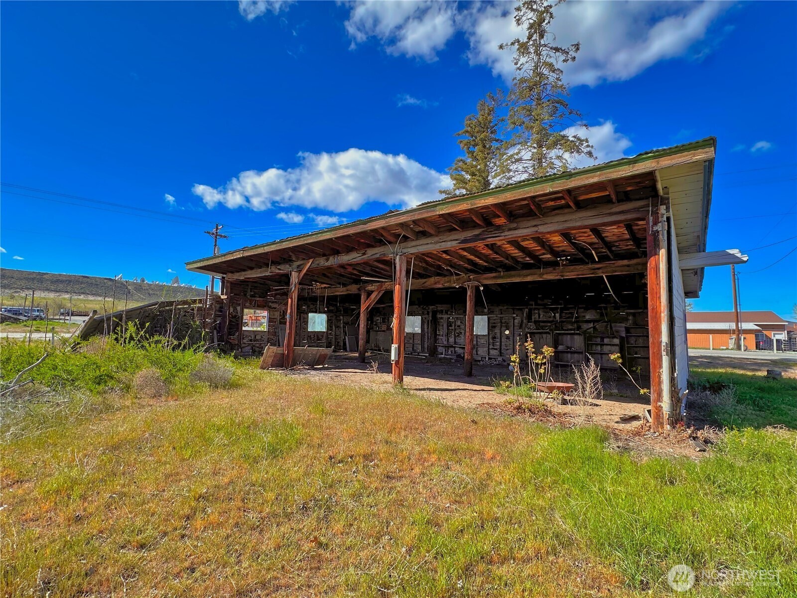 284 Monse Bridge Road , Brewster, WA 98812