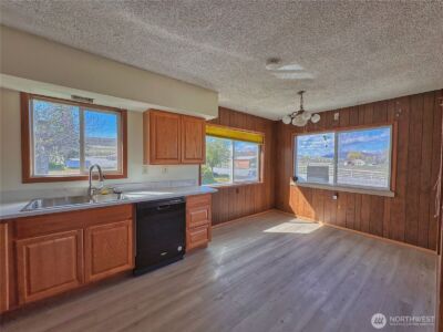 284 Monse Bridge Road , Brewster, WA 98812 - Photo 8