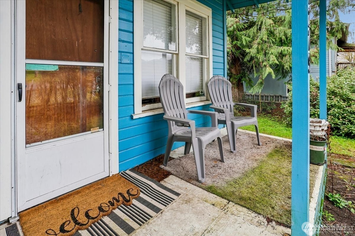 7279 B Avenue , Concrete, WA 98237