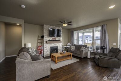 702 K St NE , Quincy, WA 98848 - Photo 22