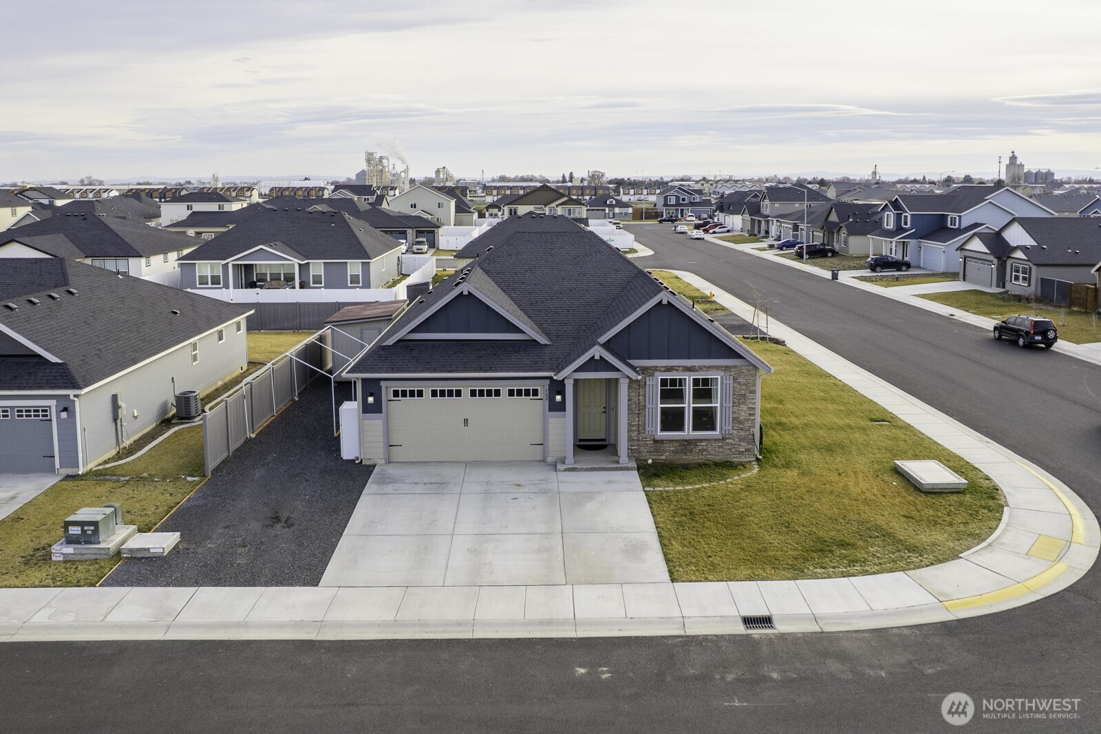 702 K St NE , Quincy, WA 98848
