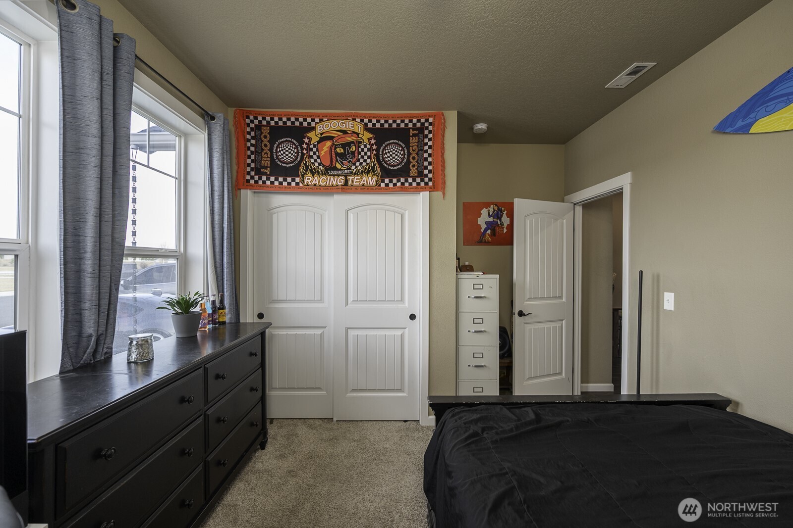 702 K St NE , Quincy, WA 98848