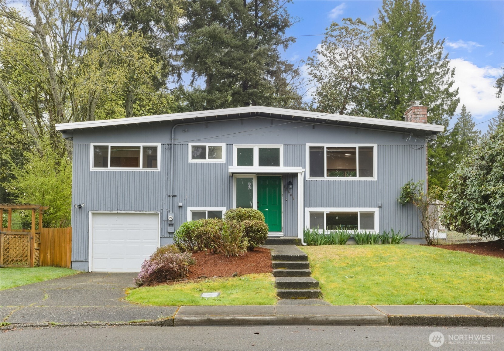 12808 SE 158th St , Renton, WA 98058