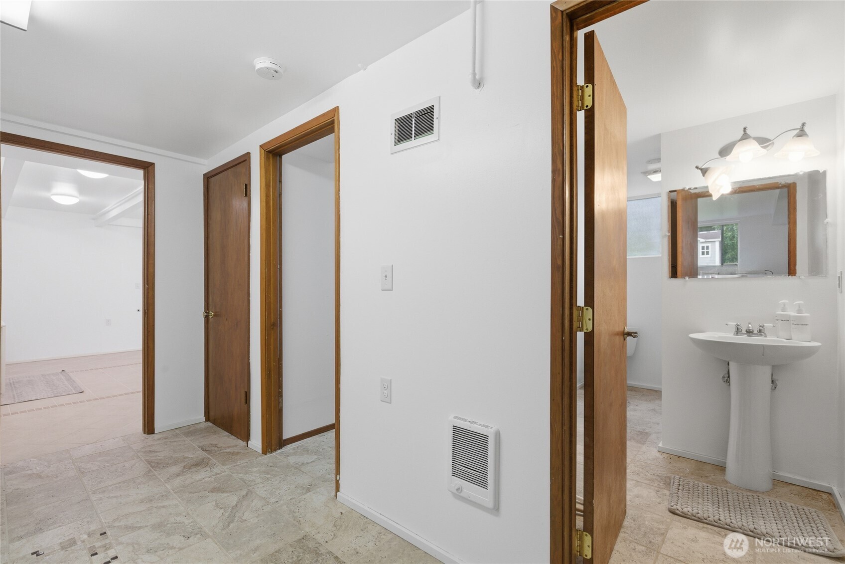 12808 SE 158th St , Renton, WA 98058