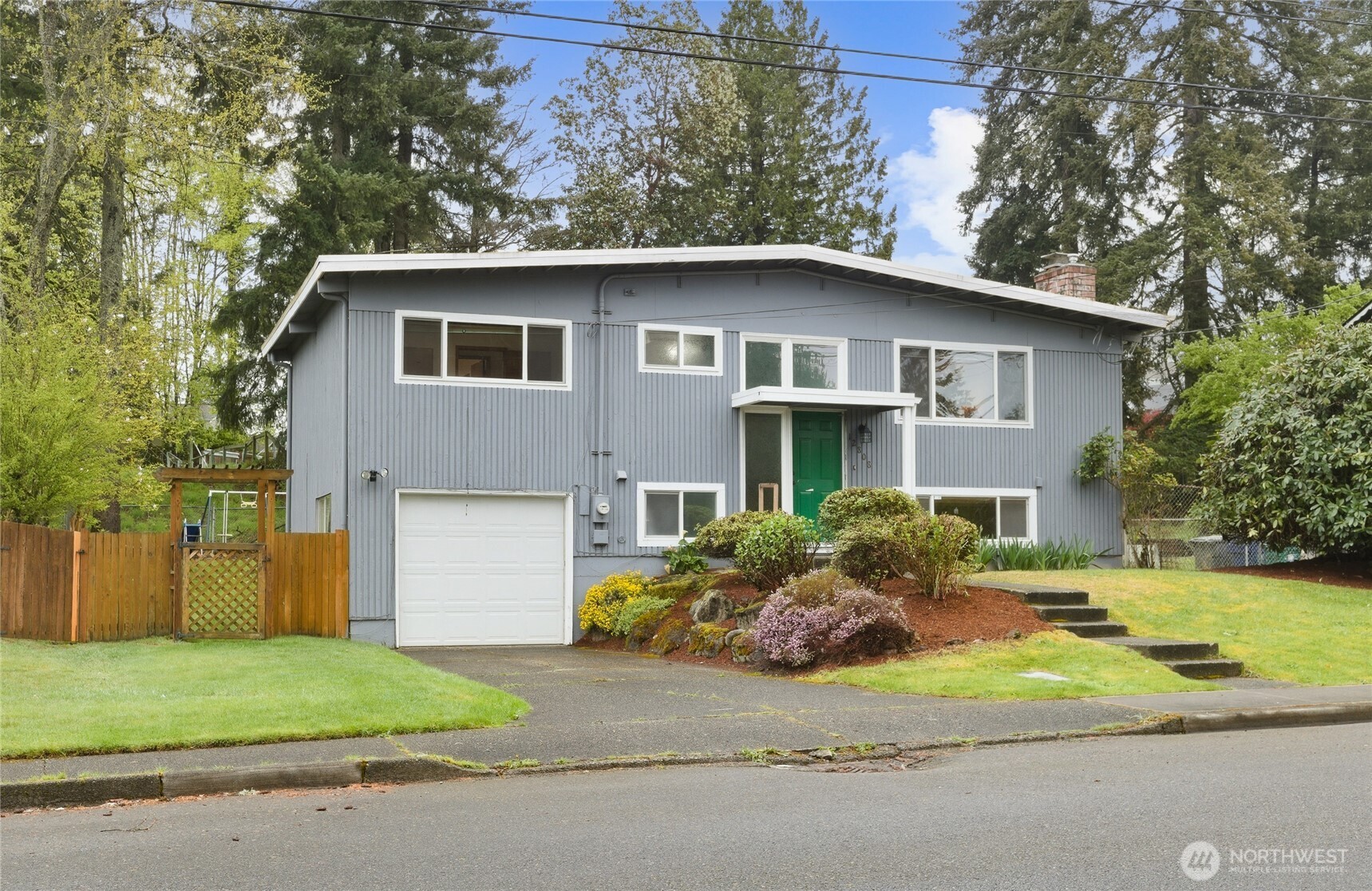 12808 SE 158th St , Renton, WA 98058