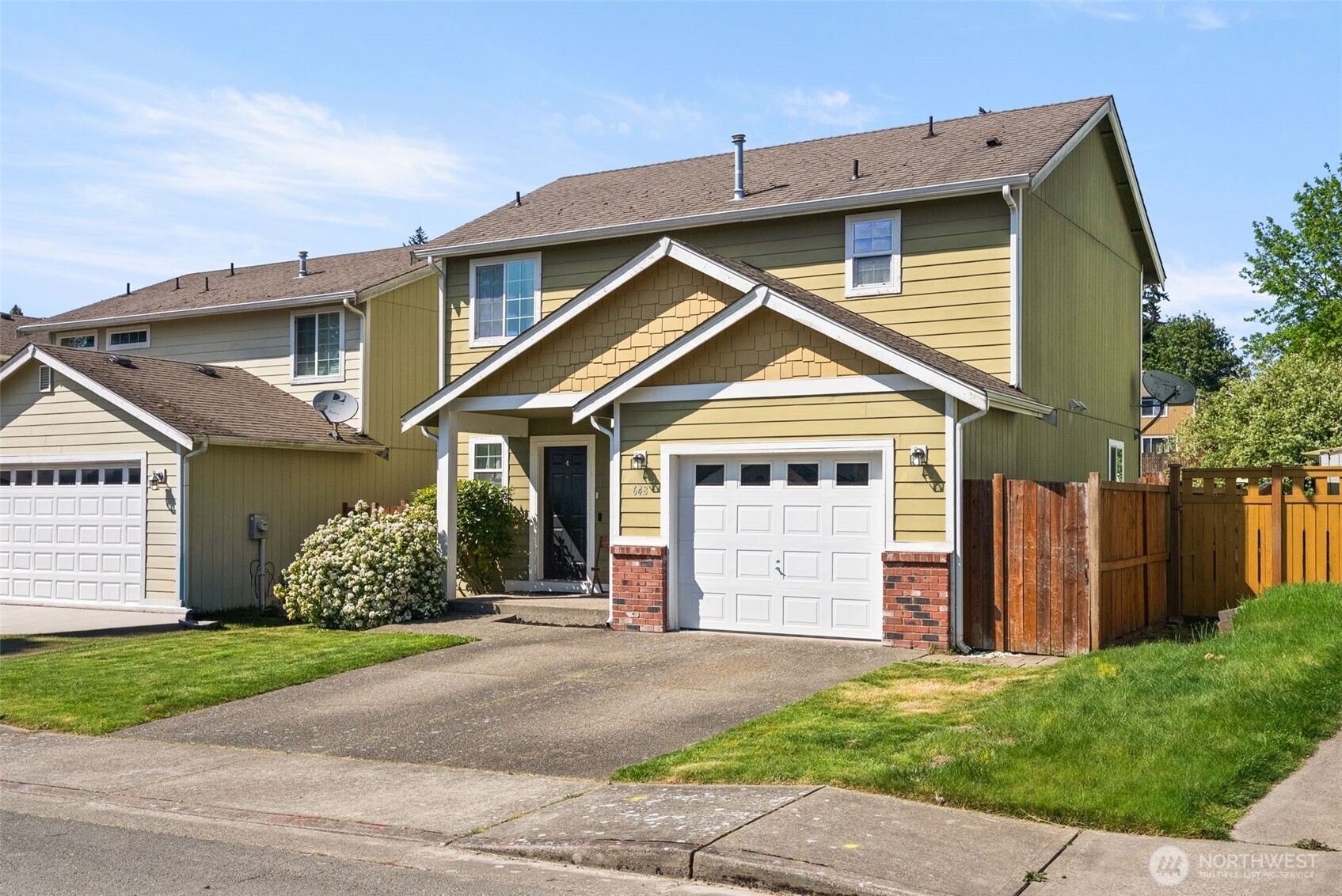 648 Rivenhurst Street , Bremerton, WA 98310