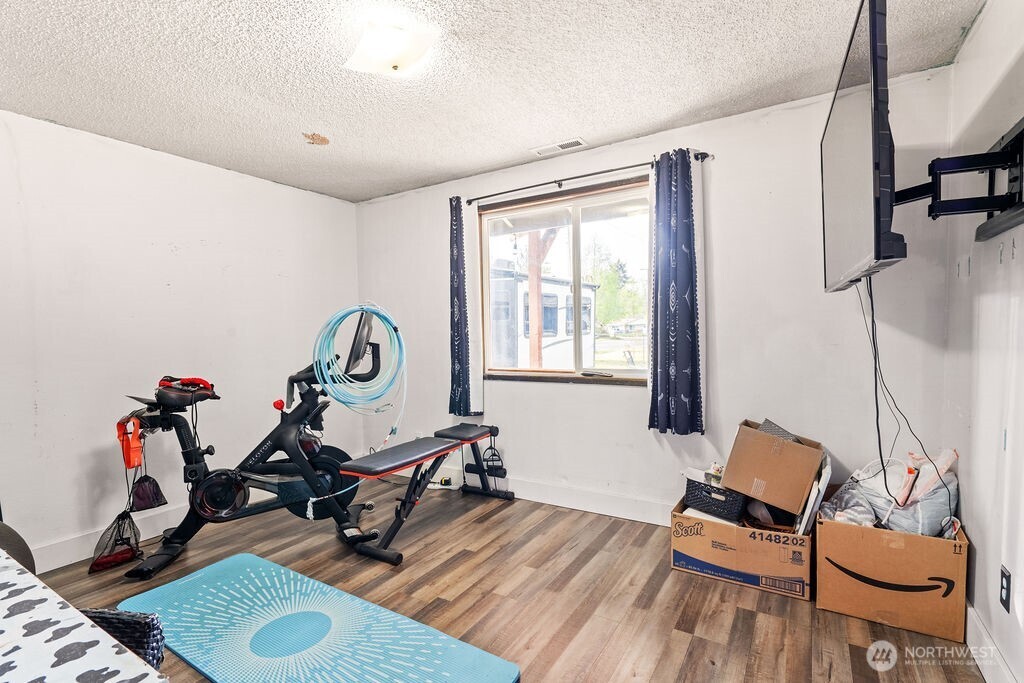 503 W Maple Street , McCleary, WA 98557