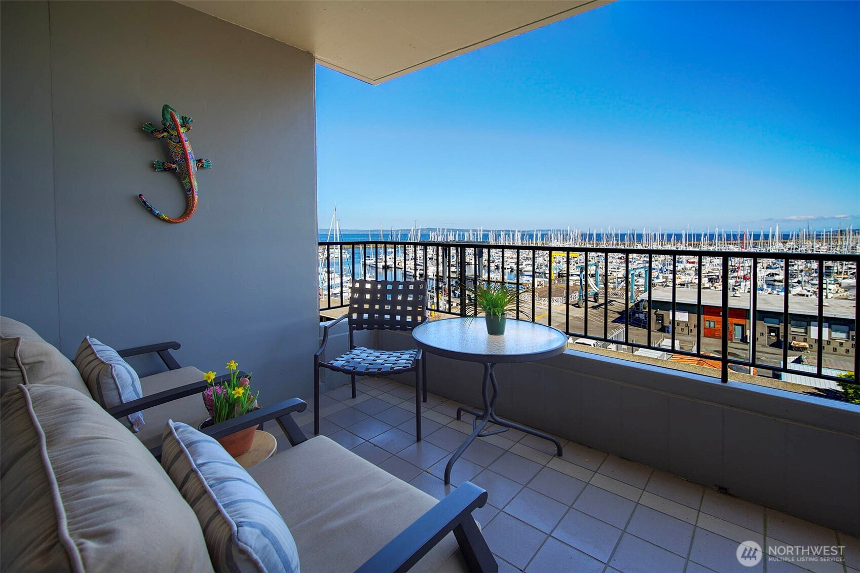 6535 Seaview Avenue NW #505B, Seattle, WA 98117