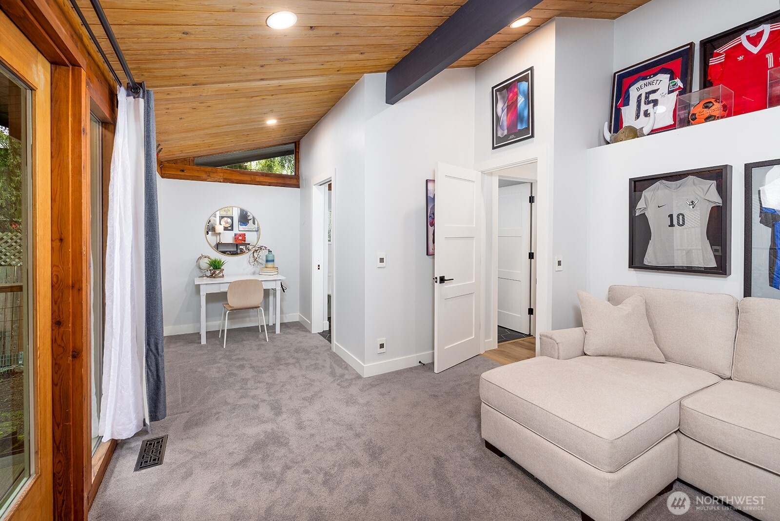 20231 37th Avenue NE, Lake Forest Park, WA 98155