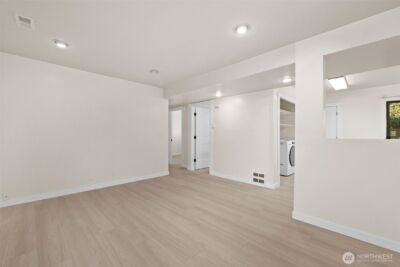 917 N 100th Street , Seattle, WA 98133 - Photo 17