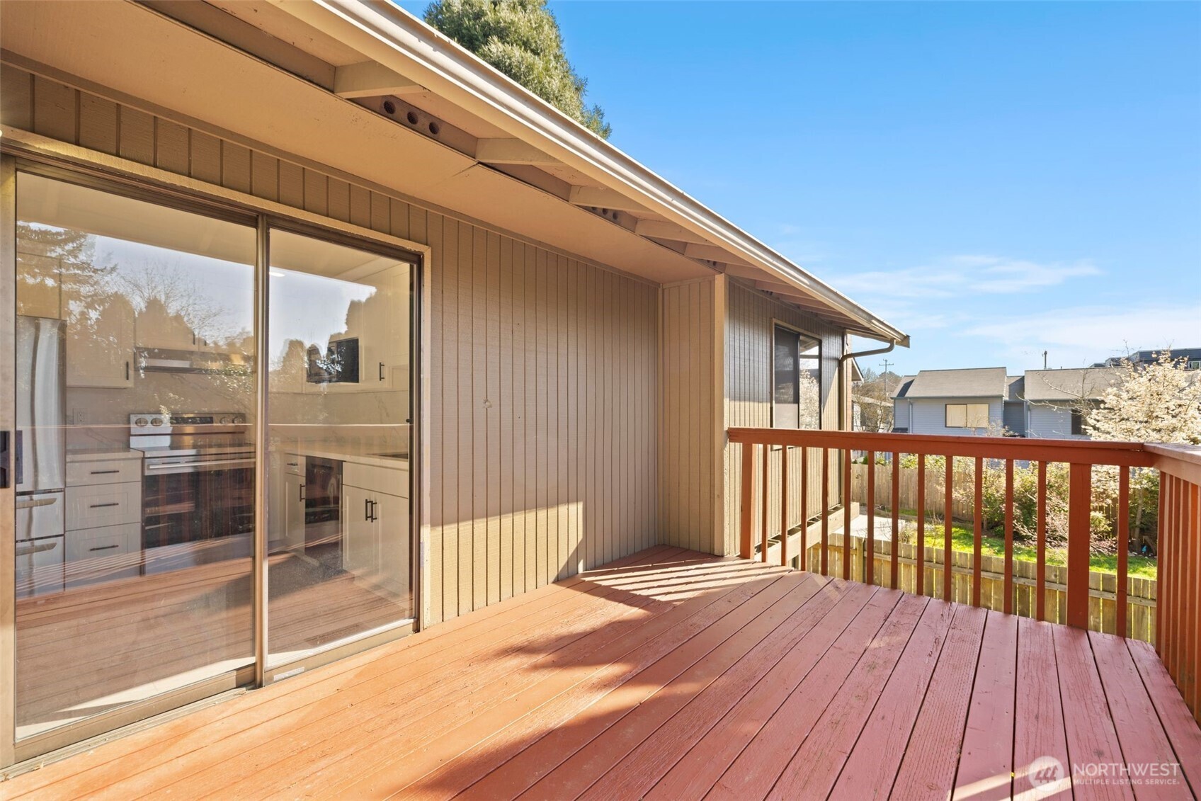 917 N 100th Street , Seattle, WA 98133