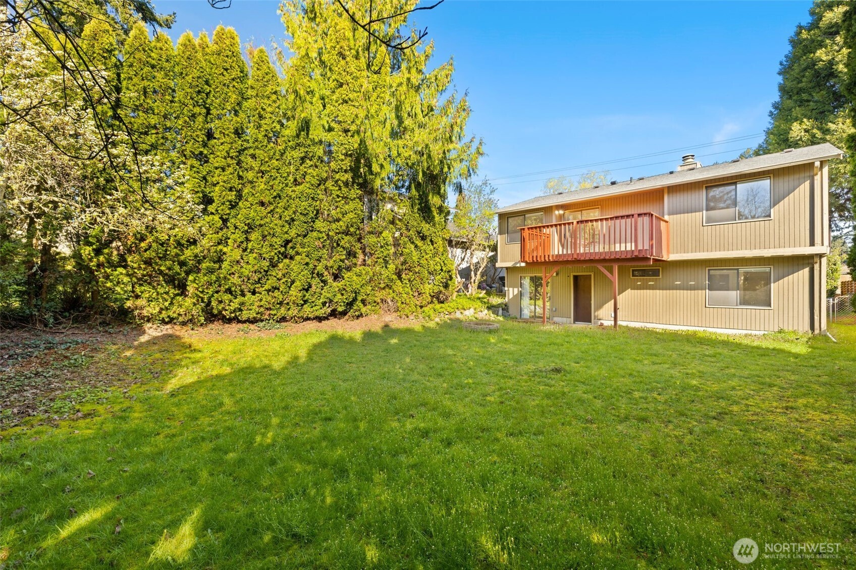 917 N 100th Street , Seattle, WA 98133