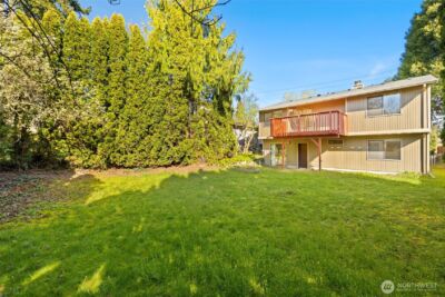 917 N 100th Street , Seattle, WA 98133 - Photo 33