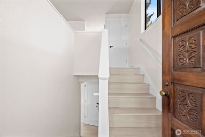 917 N 100th Street , Seattle, WA 98133 - Photo 5