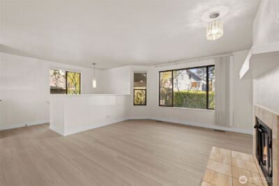 917 N 100th Street , Seattle, WA 98133 - Photo 9