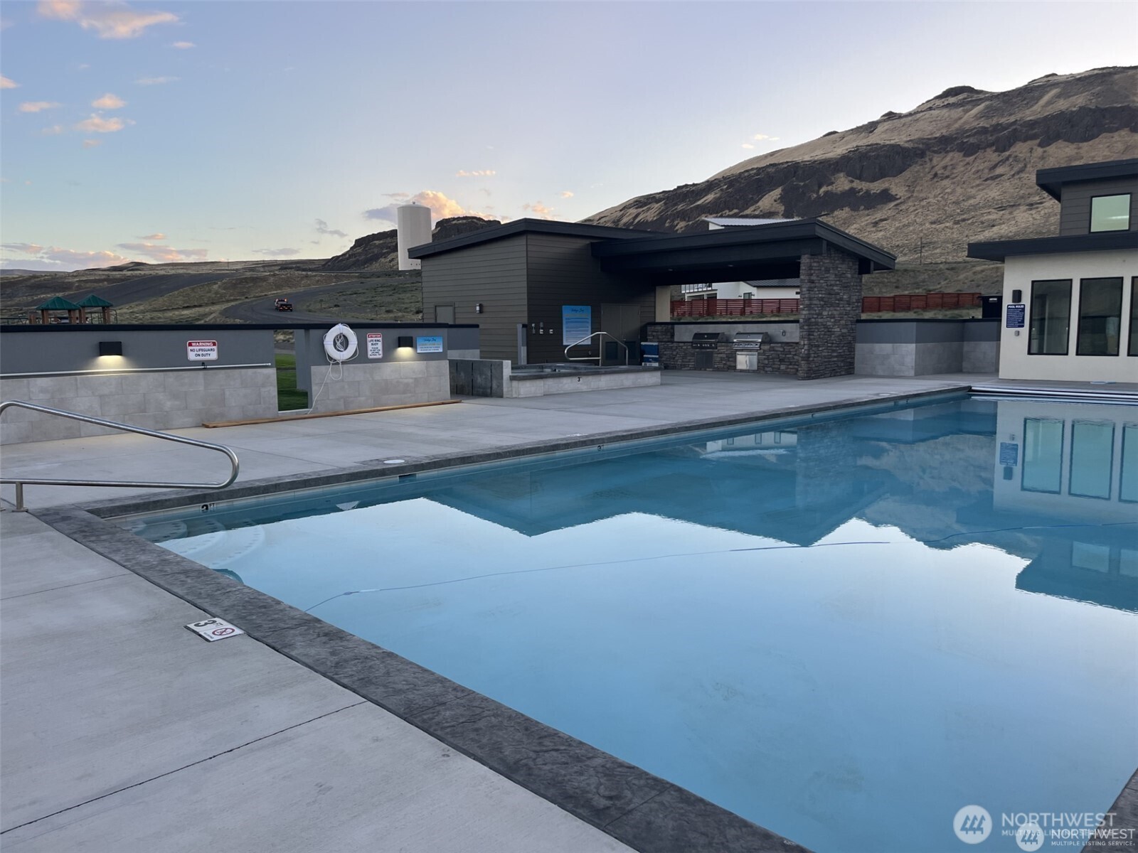 630 Vantage Bay Loop #98950, Ellensburg, WA 98926
