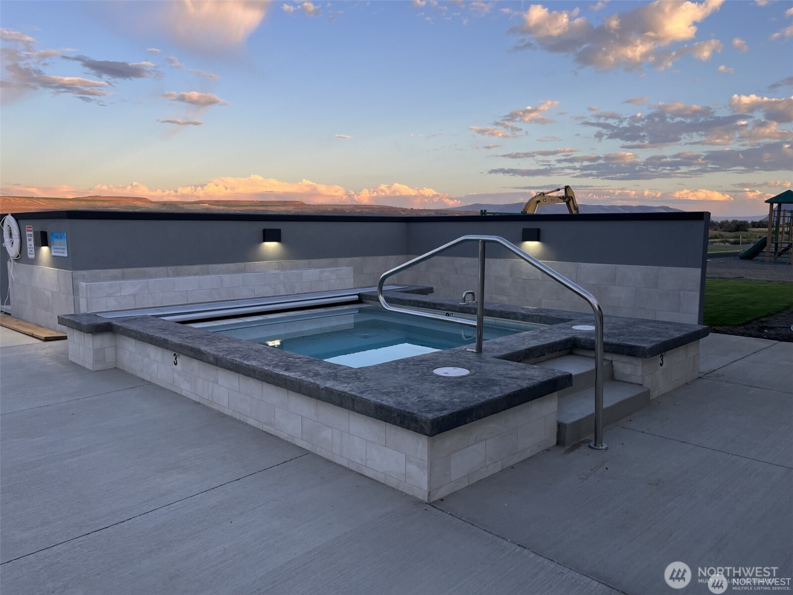 630 Vantage Bay Loop #98950, Ellensburg, WA 98926