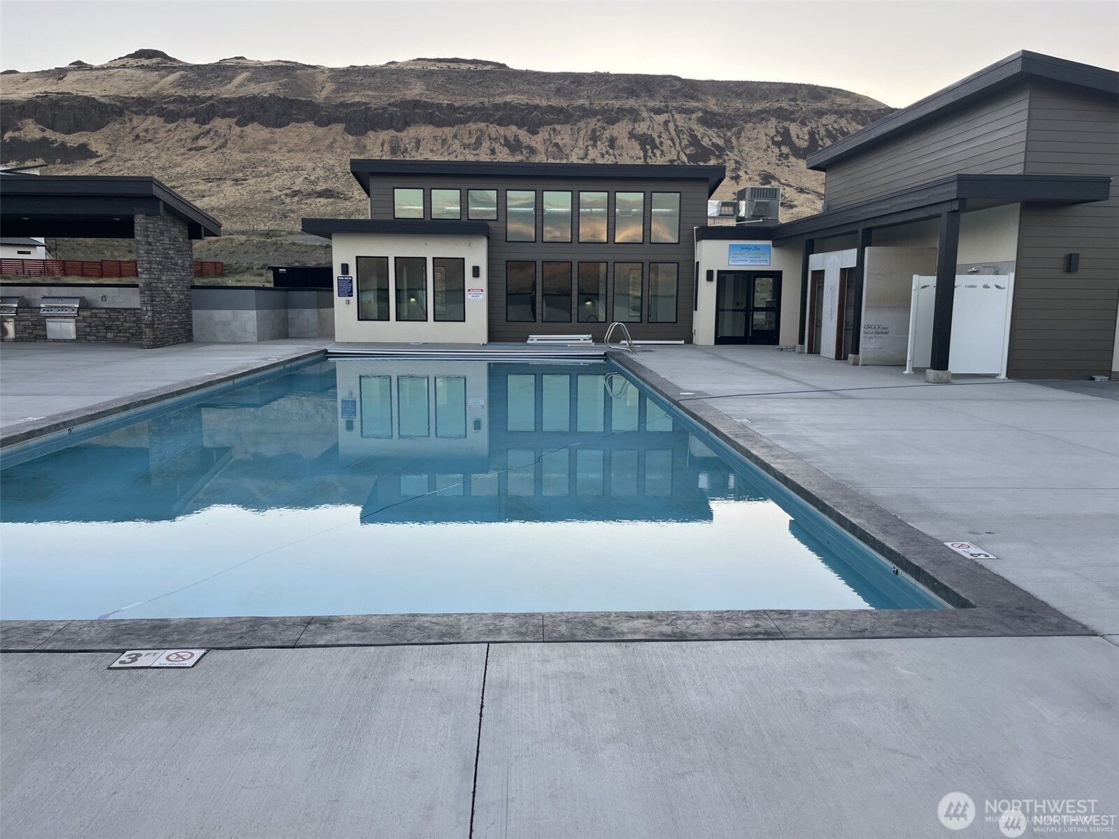 630 Vantage Bay Loop #98950, Ellensburg, WA 98926