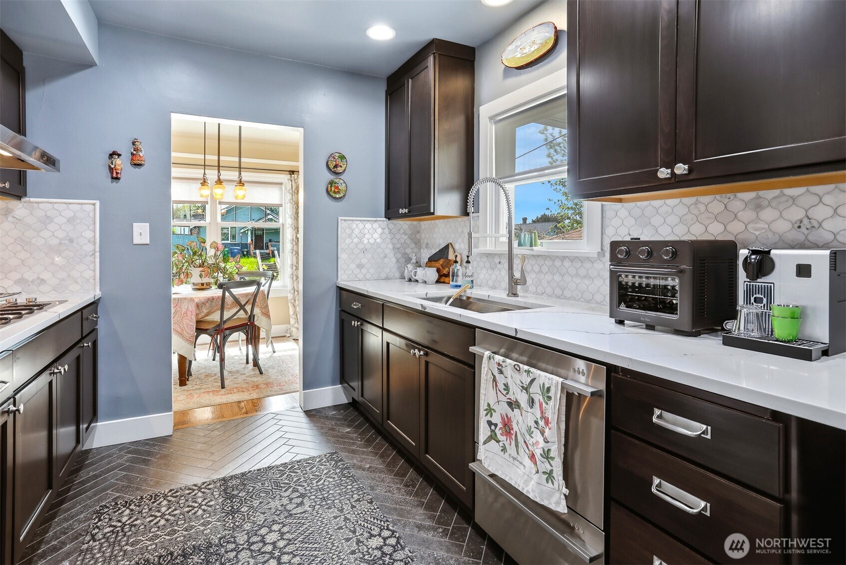 4830 S Orcas Street , Seattle, WA 98118