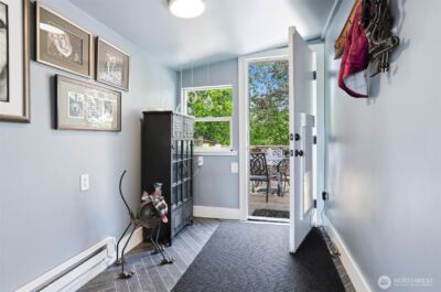 4830 S Orcas Street , Seattle, WA 98118 - Photo 16