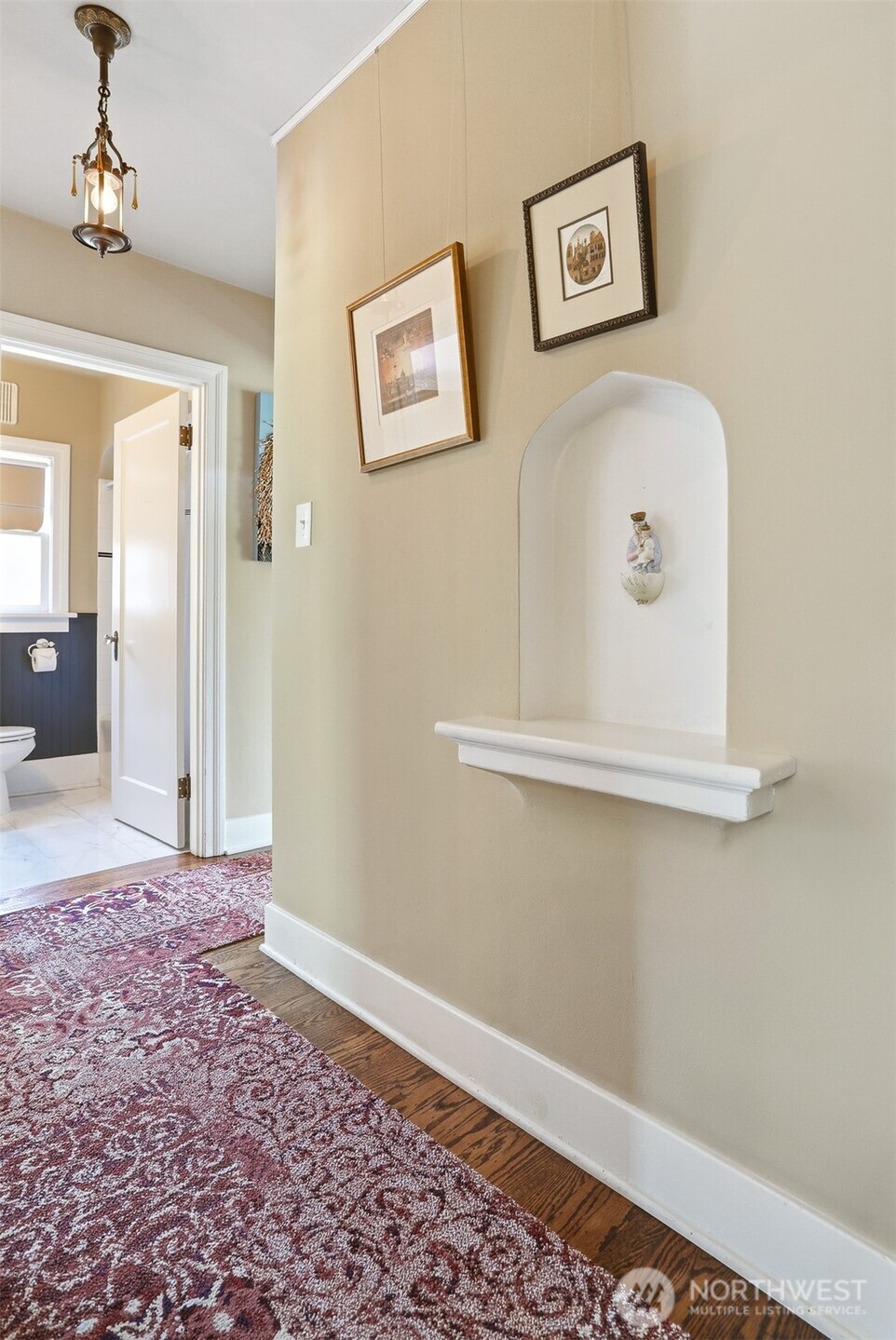 4830 S Orcas Street , Seattle, WA 98118