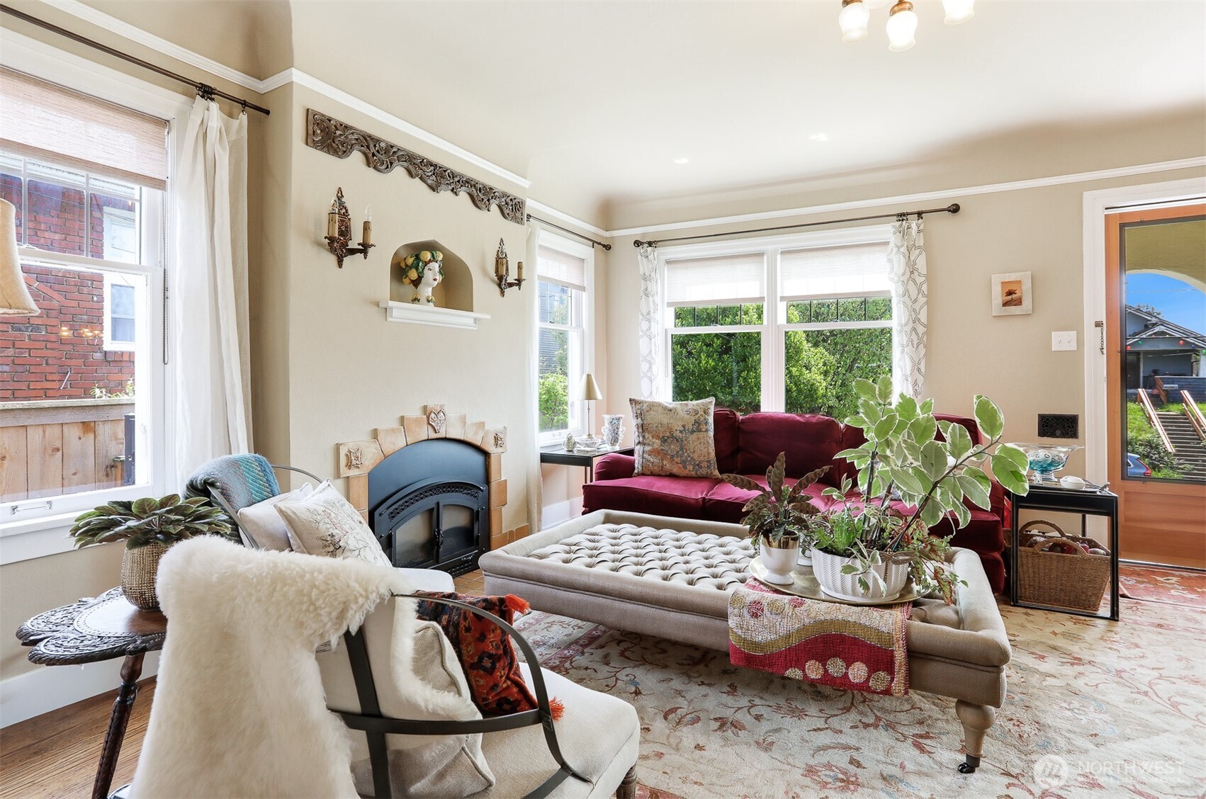 4830 S Orcas Street , Seattle, WA 98118