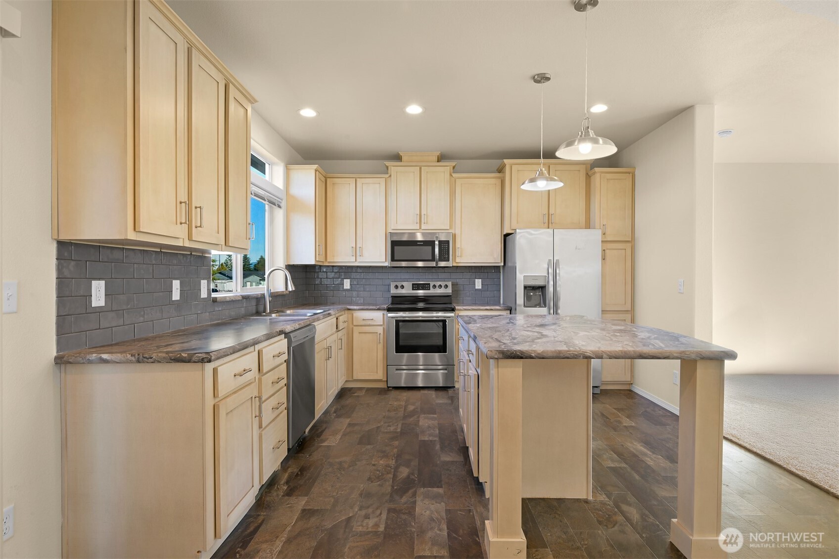 1120 S 25th Street #98, Mount Vernon, WA 98274