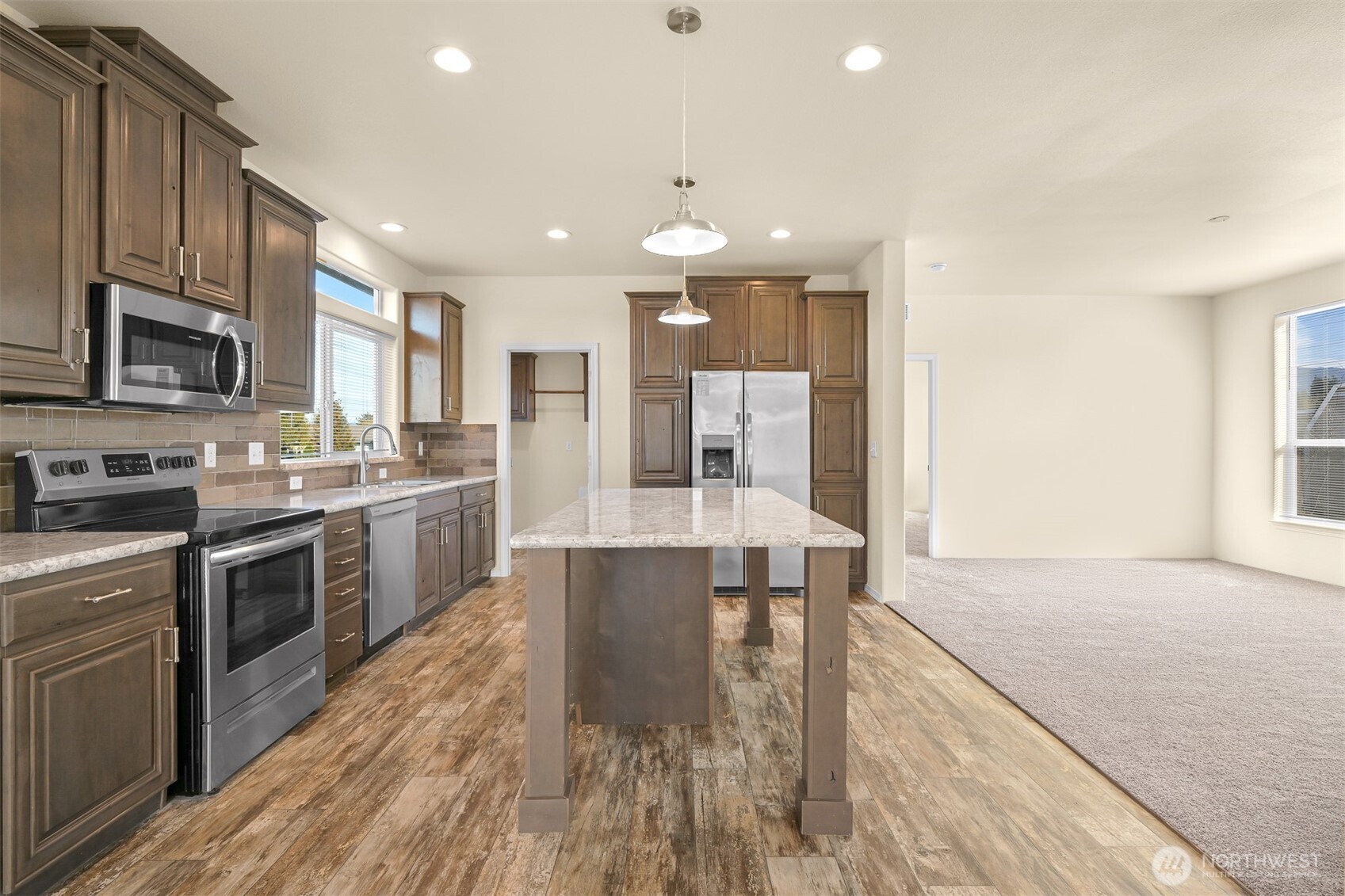 1120 S 25th Street #99, Mount Vernon, WA 98274