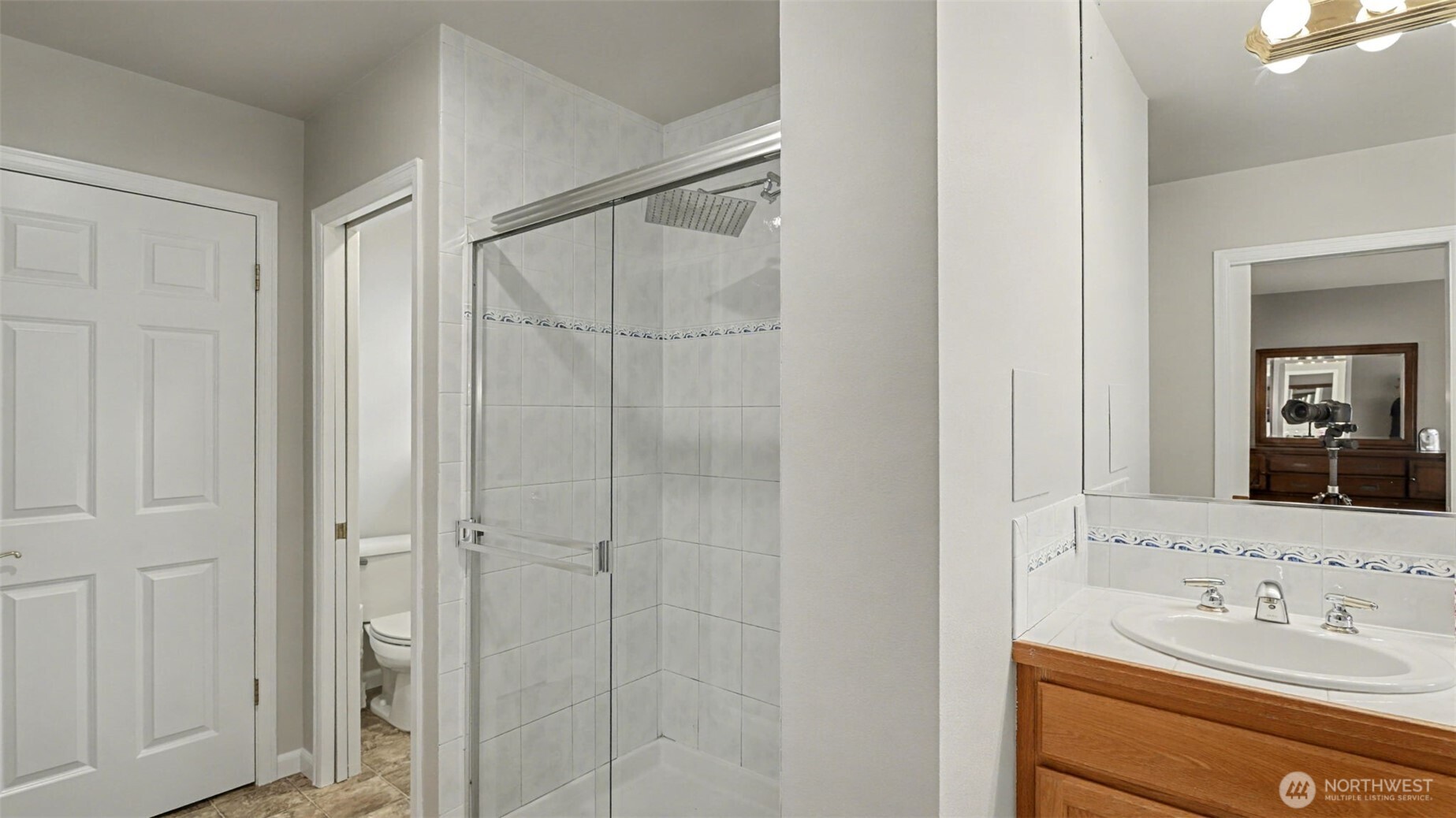 18637 172nd Place SE, Renton, WA 98058