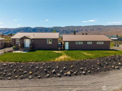 106 SW Yucca Place , Mattawa, WA 99349 - Photo 2