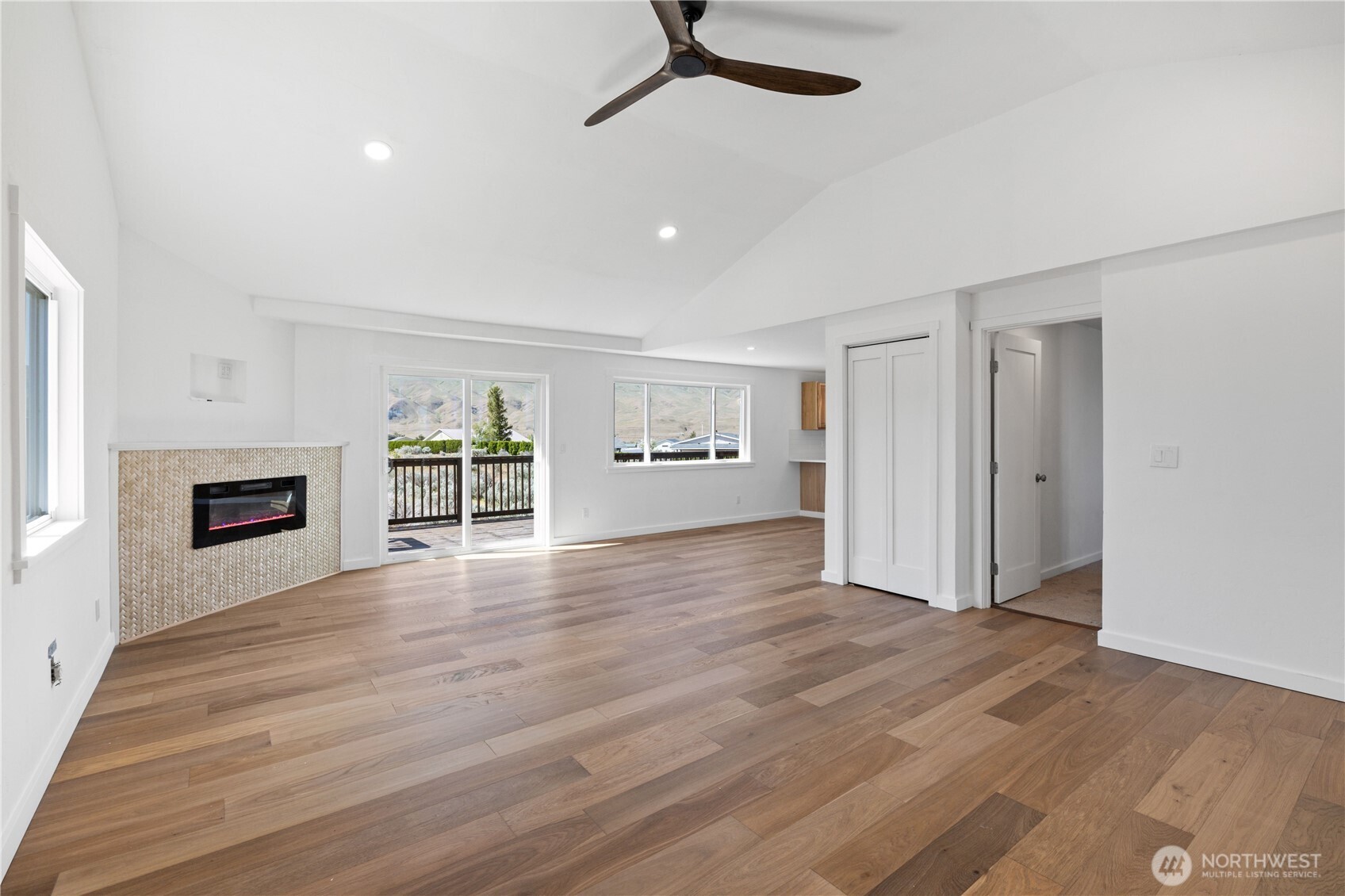 106 SW Yucca Place , Mattawa, WA 99349